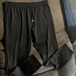 Zyia Black Everywhere Pants